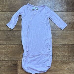 Kyte Baby Bamboo Gown 0-3mo purple lavender play condition